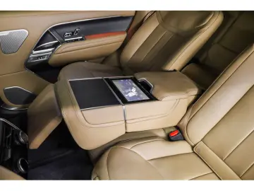 LAND ROVER Range Rover P460e AUTOBIOGRAPHY LWB PHEV