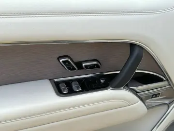LAND ROVER Range Rover Autobiography 360 HUD Massage Sound