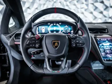 Lamborghini TEMERARIO CARBON  SONUS FABER  LIFT