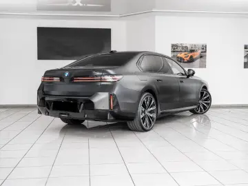 BMW 740 xDrive  M Sport Pro - Executive - MY2027