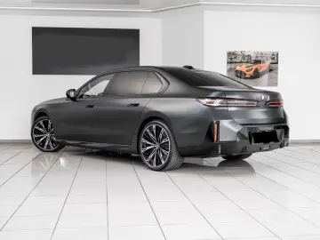 BMW 740 xDrive  M Sport Pro - Executive - MY2027