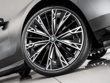 BMW 740 xDrive  M Sport Pro - Executive - MY2027