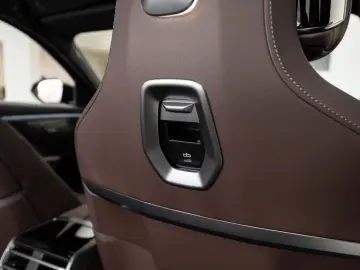 BMW 740 xDrive  M Sport Pro - Executive - MY2027