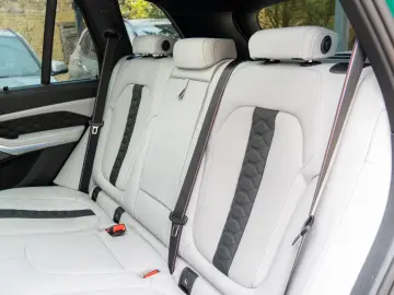 BMW X5 M DR.ASS.PRO.SOFTCL.SKY-LOUNGE.H K.360 .AHK