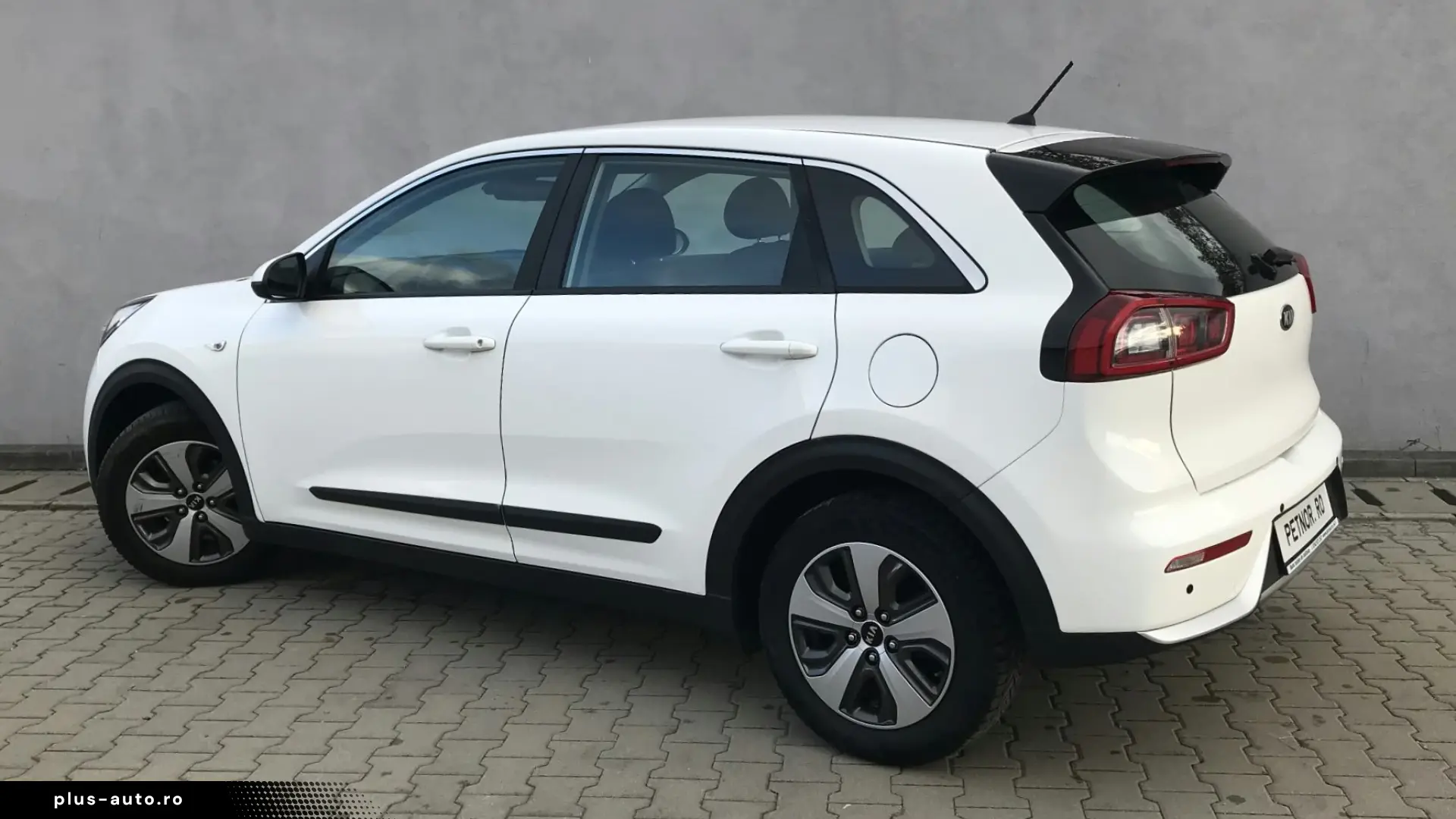 KIA NIRO ver-1.6 GDI 6DCT HEV Classic