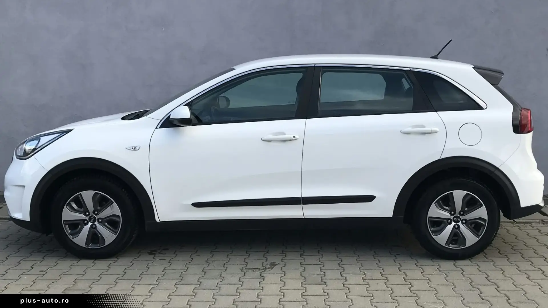 KIA NIRO ver-1.6 GDI 6DCT HEV Classic
