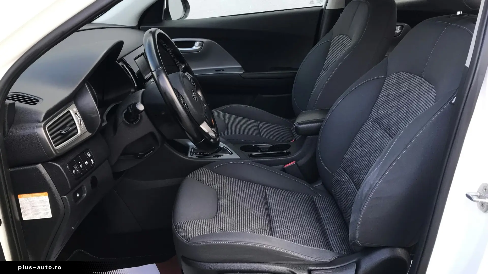 KIA NIRO ver-1.6 GDI 6DCT HEV Classic