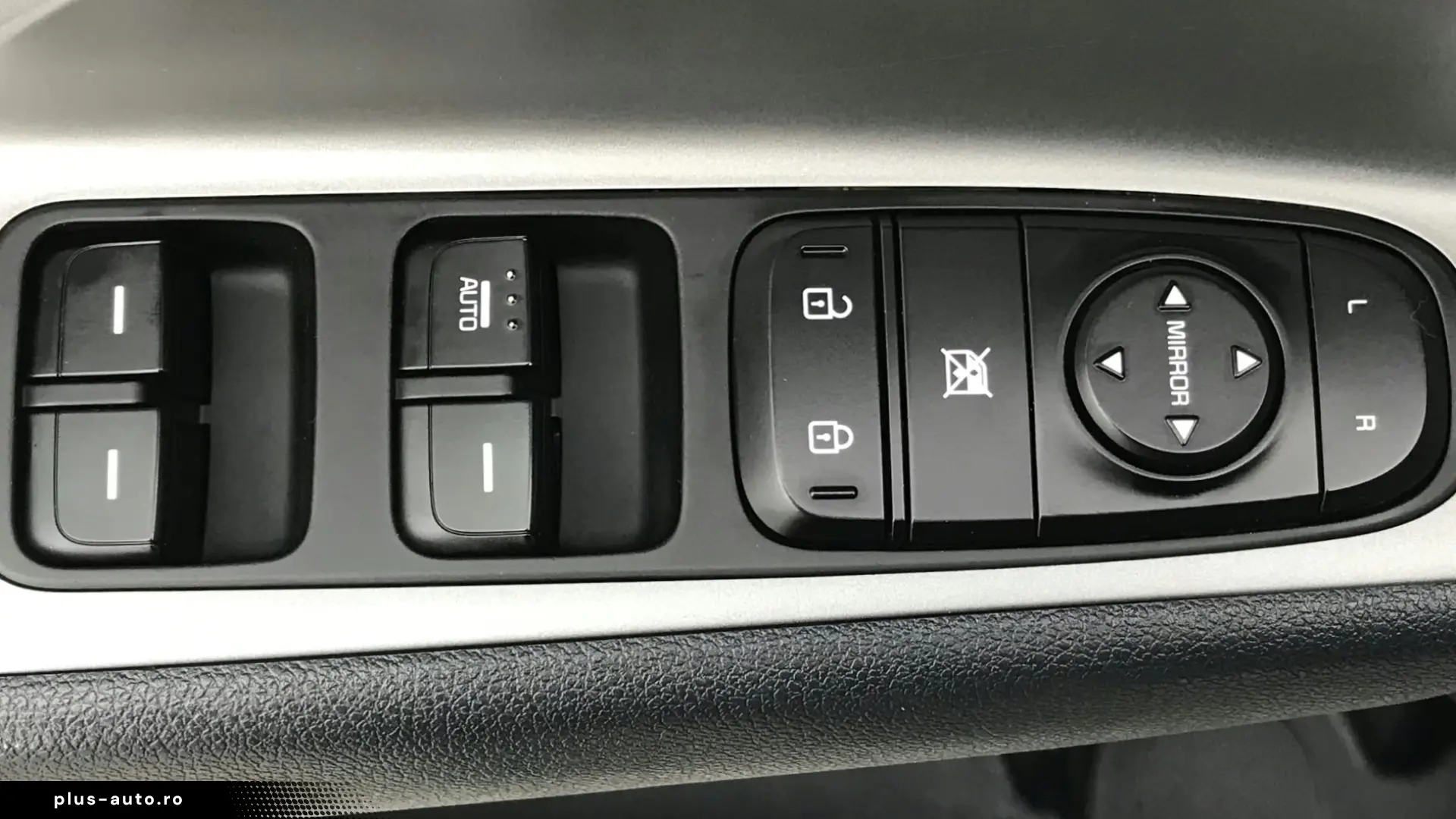 KIA NIRO ver-1.6 GDI 6DCT HEV Classic
