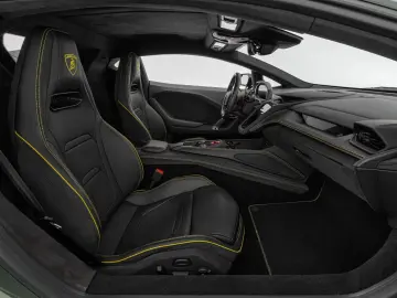 Lamborghini Temerario Verde Ermes   PPF Front   1.Hand
