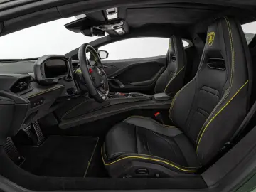 Lamborghini Temerario Verde Ermes   PPF Front   1.Hand