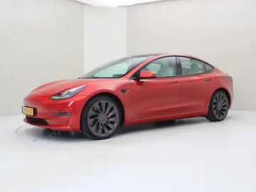 TESLA Model 3 Performance AWD 486pk 75 kWh FACELIFT