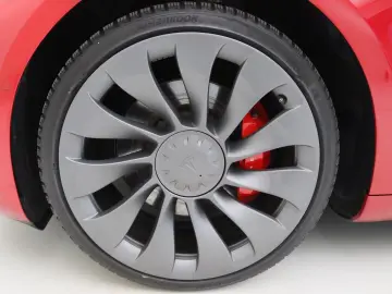 TESLA Model 3 Performance AWD 486pk 75 kWh FACELIFT