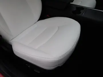 TESLA Model 3 Performance AWD 486pk 75 kWh FACELIFT