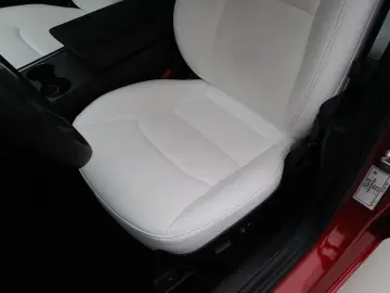 TESLA Model 3 Performance AWD 486pk 75 kWh FACELIFT