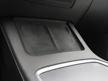 TESLA Model 3 Performance AWD 486pk 75 kWh FACELIFT