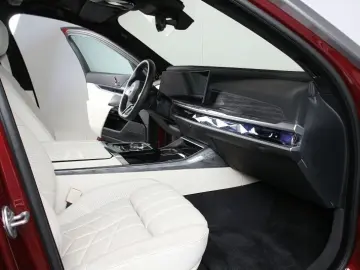 BMW i7 xDr60 Limo. M Sport