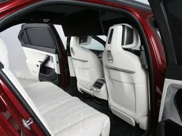 BMW i7 xDr60 Limo. M Sport