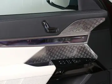BMW i7 xDr60 Limo. M Sport