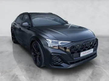 Audi Q8 55 TFSI  340 CP   S line interior exterior exclusive