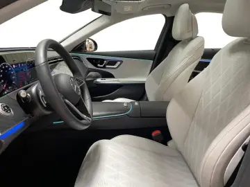 MERCEDES-BENZ E 450 d 4matic Exclusive Pano AIRMAT B…