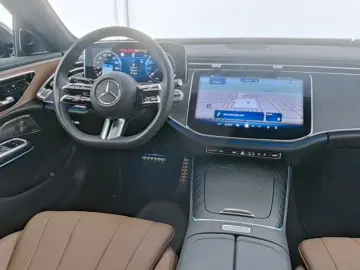 MERCEDES-BENZ E 450 4M AMG-Sport Technik Burm Night …