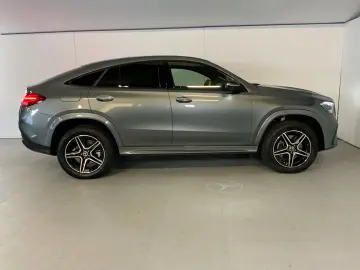MERCEDES-BENZ GLE 300 d 4M Coupé AMG Standheiz Pano …