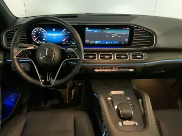 MERCEDES-BENZ GLE 300 d 4M Coupé AMG Standheiz Pano …