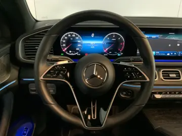 MERCEDES-BENZ GLE 300 d 4M Coupé AMG Standheiz Pano …