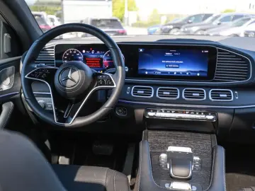 MERCEDES-BENZ GLE 300 d 4M Coupé AMG-Sport Pano Burm…