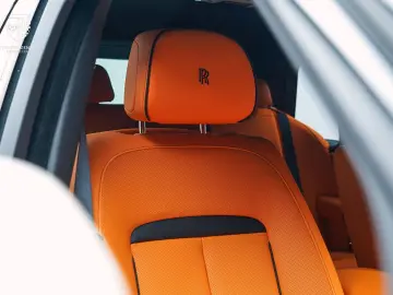 ROLLS ROYCE Cullinan TwinCoachline Starburst Bespoke