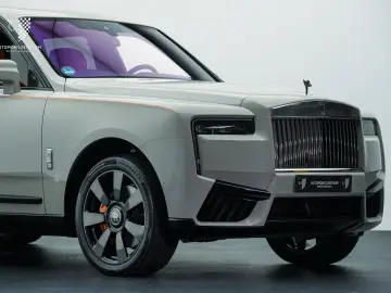 ROLLS ROYCE Cullinan TwinCoachline Starburst Bespoke