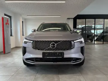 Volvo XC90 Plus Bright AWD - 7 Locuri