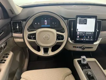 Volvo XC90 Plus Bright AWD - 7 Locuri