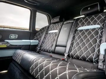 ROLLS ROYCE Cullinan Black Badge Series II 23  Lounge Seats