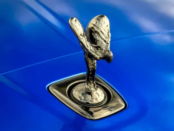 ROLLS ROYCE Cullinan Black Badge Series II 23  Lounge Seats