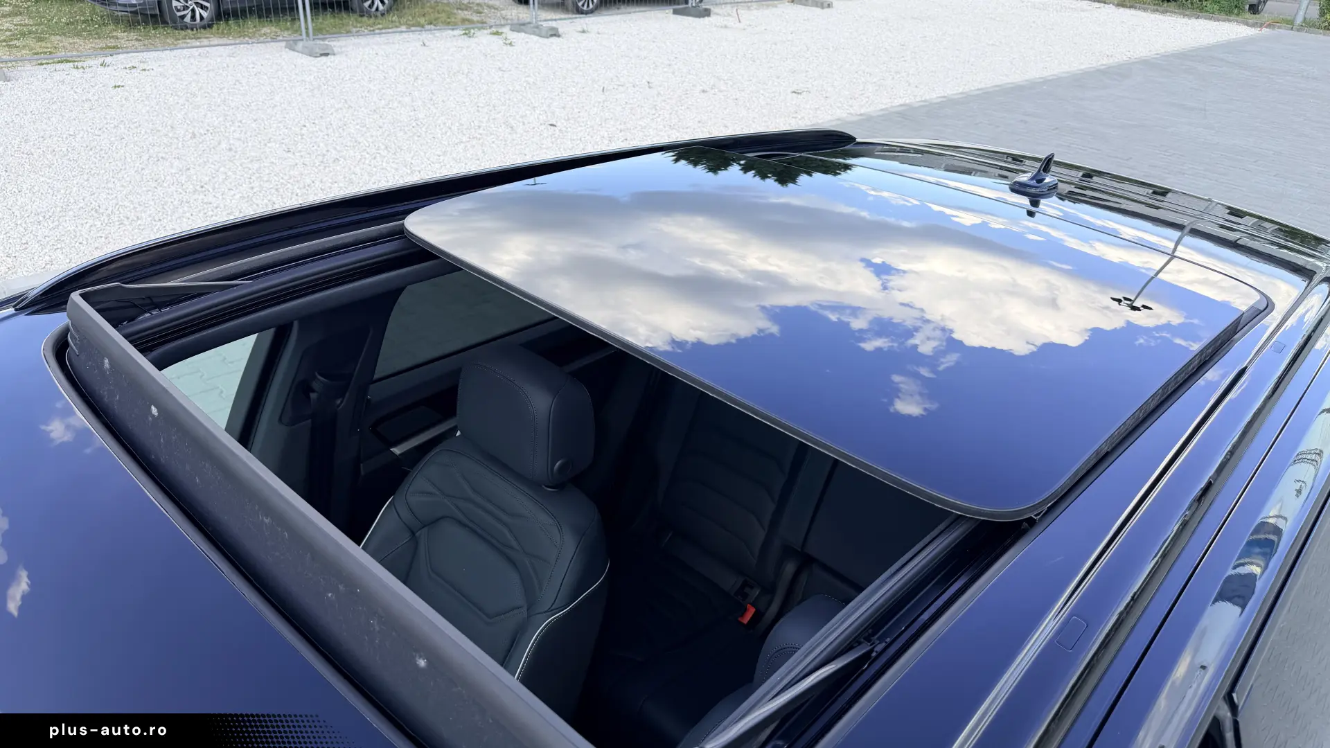 Volkswagen Touareg V6 TDI 4MOTION R-Line Final Edition