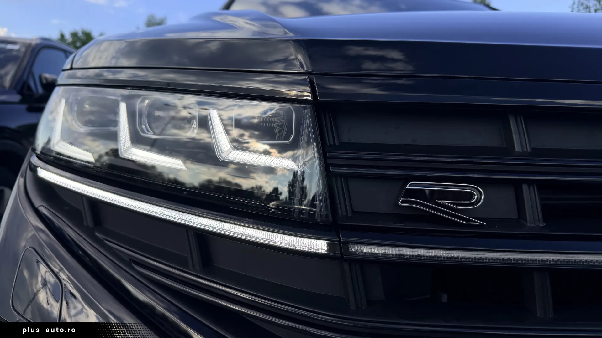 Volkswagen Touareg V6 TDI 4MOTION R-Line Final Edition