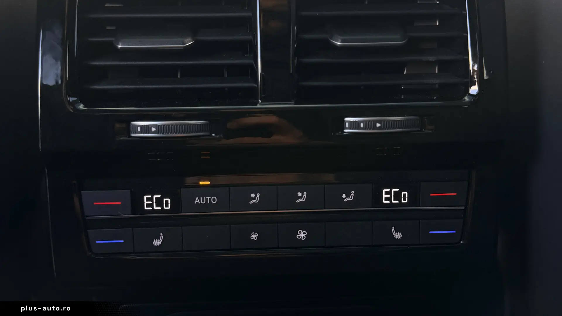 Volkswagen Touareg V6 TDI 4MOTION R-Line Final Edition