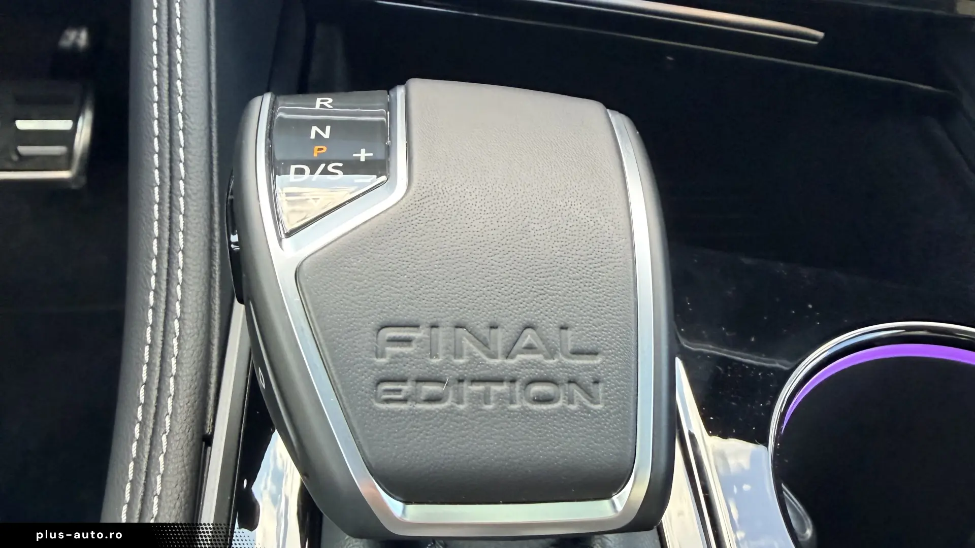 Volkswagen Touareg V6 TDI 4MOTION R-Line Final Edition
