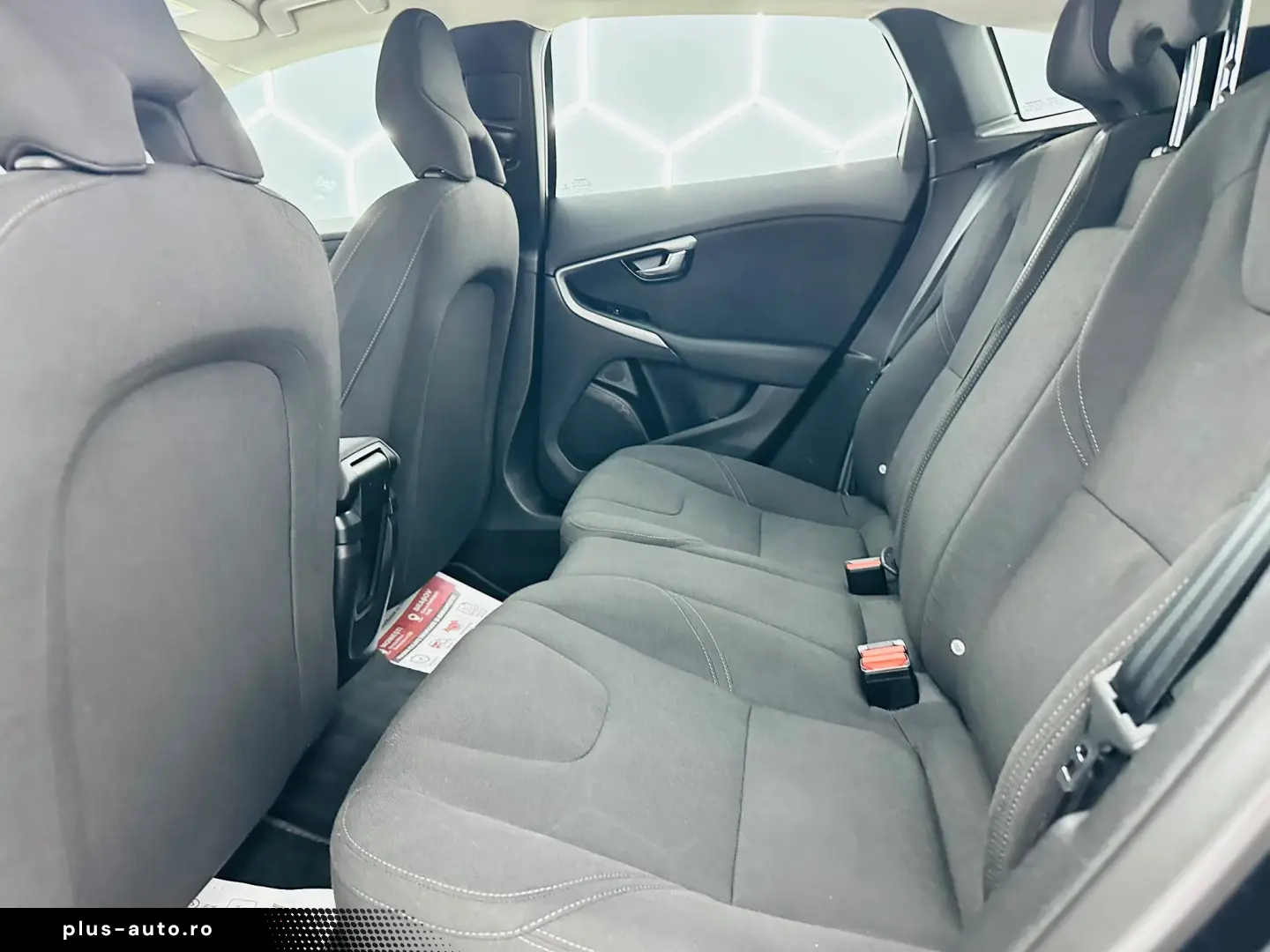 VOLVO V40 2015 1.6D E5 Garantie 12 Luni Rate Avans 0 Doar Cu