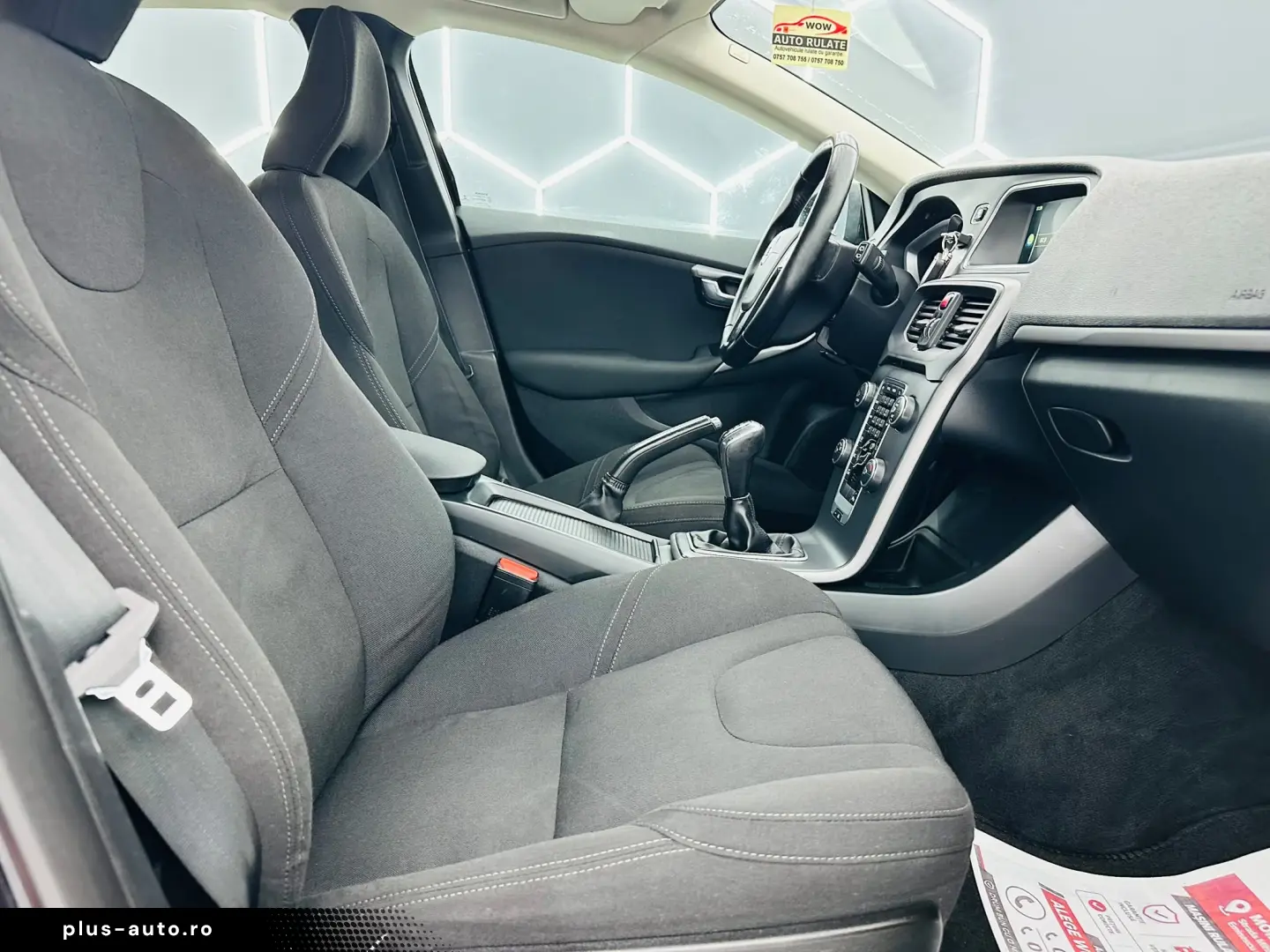 VOLVO V40 2015 1.6D E5 Garantie 12 Luni Rate Avans 0 Doar Cu