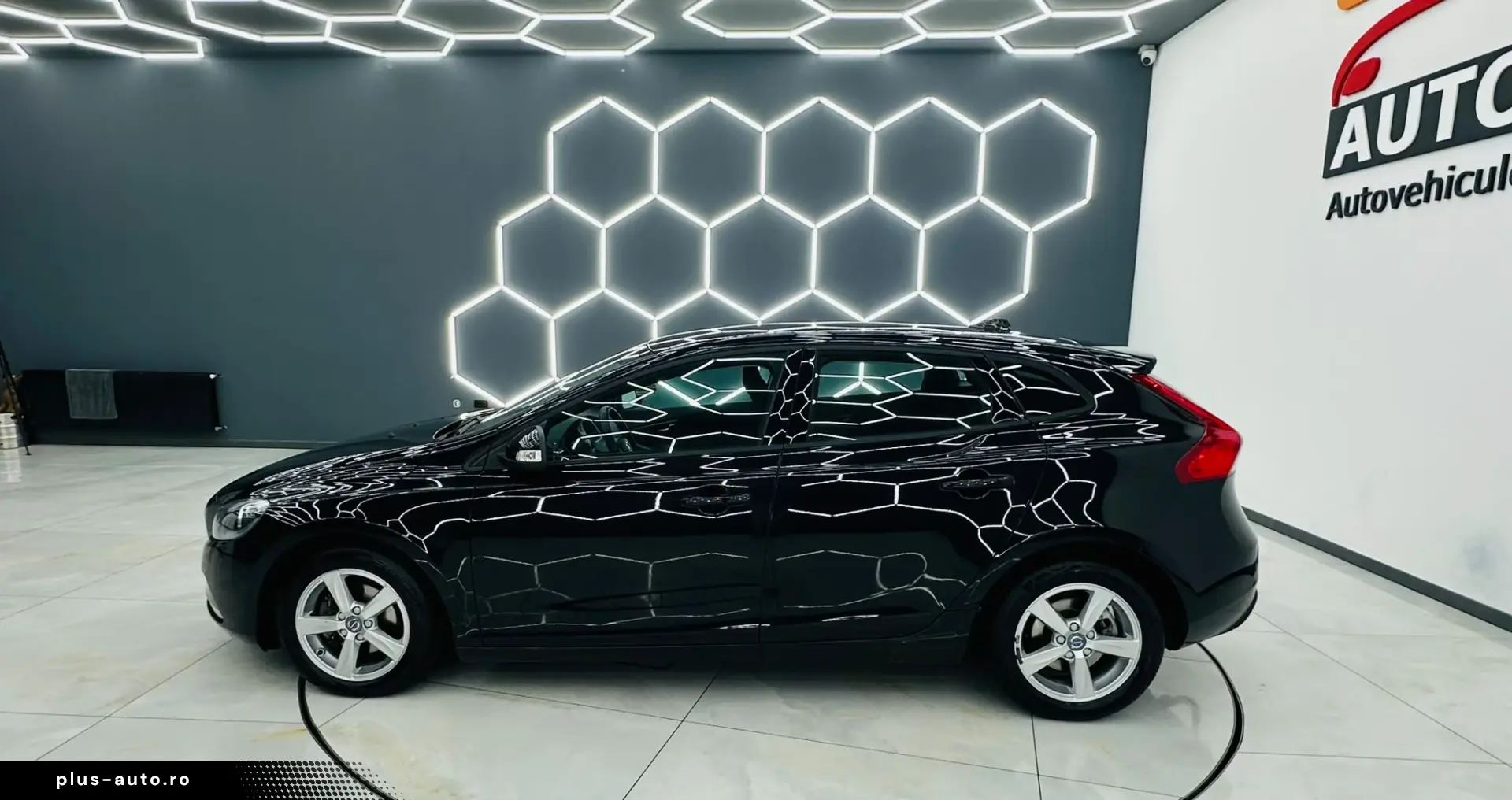 VOLVO V40 2015 1.6D E5 Garantie 12 Luni Rate Avans 0 Doar Cu