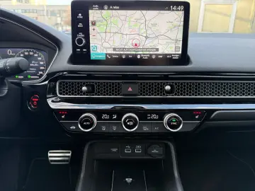 HONDA Civic 2.0 e HEV Advance