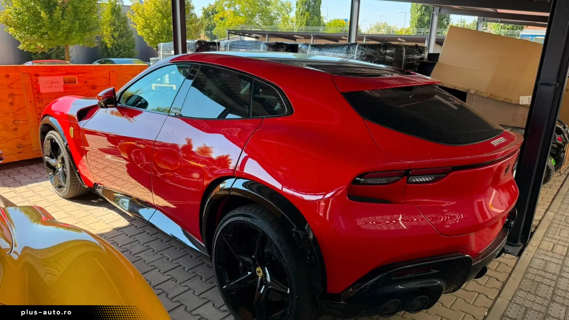 Ferrari Purosangue Atelier Rosso Corsa Crema Nero Massage