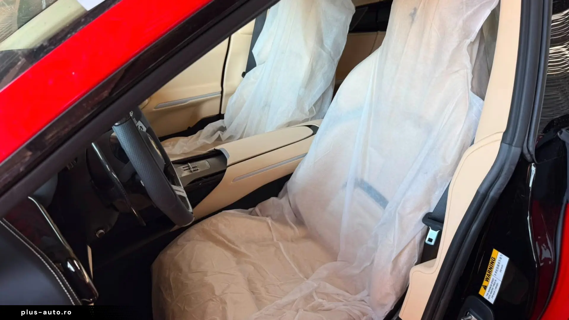 Ferrari Purosangue Atelier Rosso Corsa Crema Nero Massage