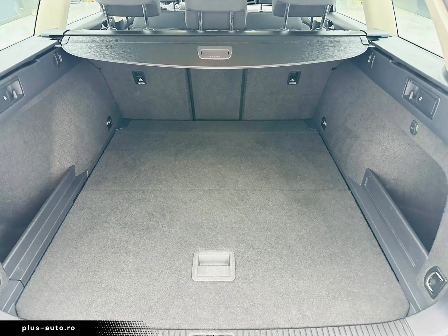 VOLKSWAGEN PASSAT 2016 2.0D E6 Garantie 12 Luni Rate Avans 0