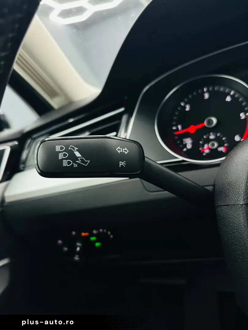 VOLKSWAGEN PASSAT 2016 2.0D E6 Garantie 12 Luni Rate Avans 0