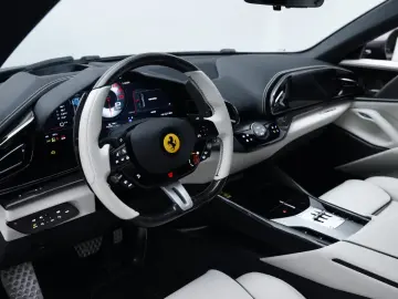 Ferrari Purosangue    Ferrari Frankfurt
