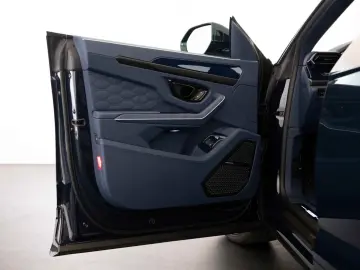 Lamborghini BRABUS 900 - Lamborghini Urus SE DEEP BLUE