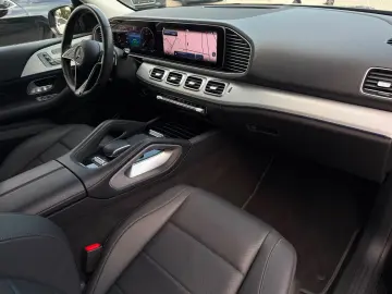 MERCEDES-BENZ GLE 450 AMG 7-Sitzer 30000KM Voll Panorama
